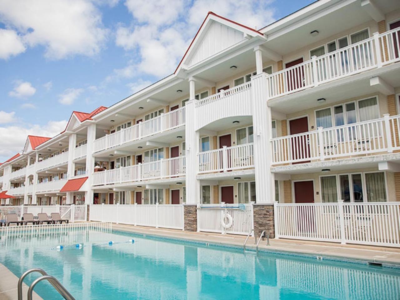 Desert Sand Resort Авалон Екстериор снимка