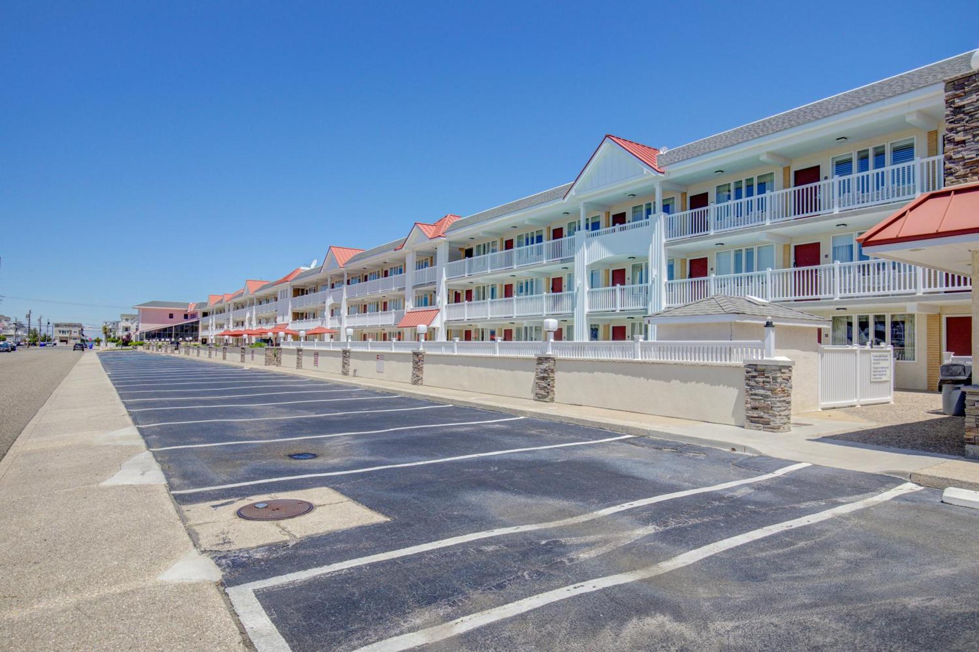 Desert Sand Resort Авалон Екстериор снимка