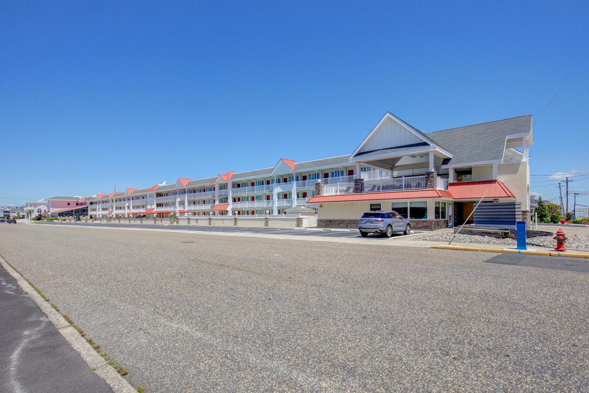 Desert Sand Resort Авалон Екстериор снимка