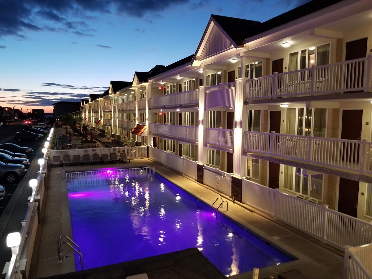 Desert Sand Resort Авалон Екстериор снимка