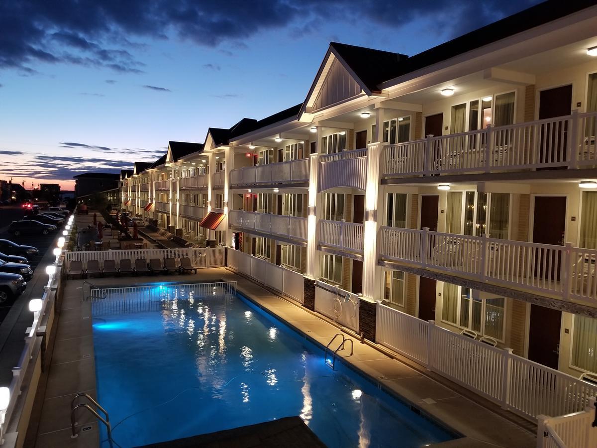 Desert Sand Resort Авалон Екстериор снимка