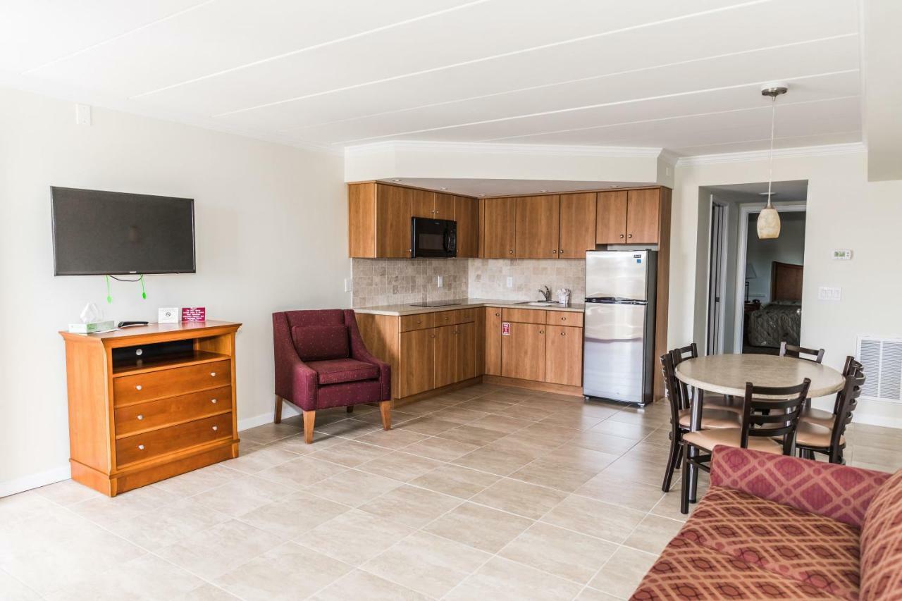 Desert Sand Resort Авалон Екстериор снимка